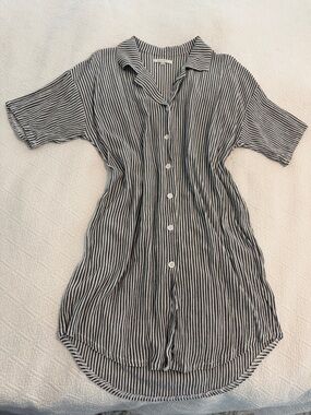 Z SUPPLY Striped Button-Down Shirt Dress in Black and White